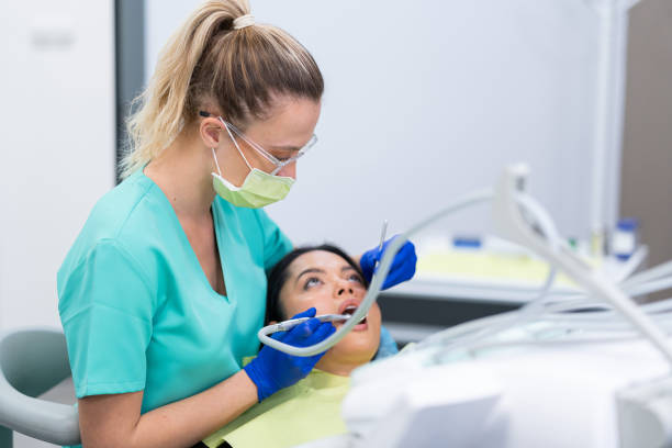 Best Emergency Tooth Extraction  in Fairfield Bay, AR